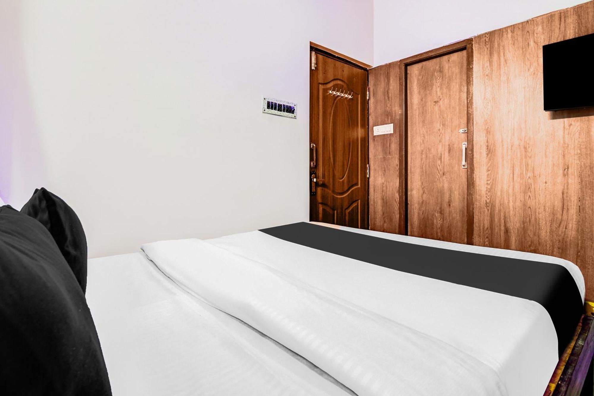 Super Hotel O Jessore Road Kolkata Formerly Skyline Serenity Nagarbazar Exterior photo