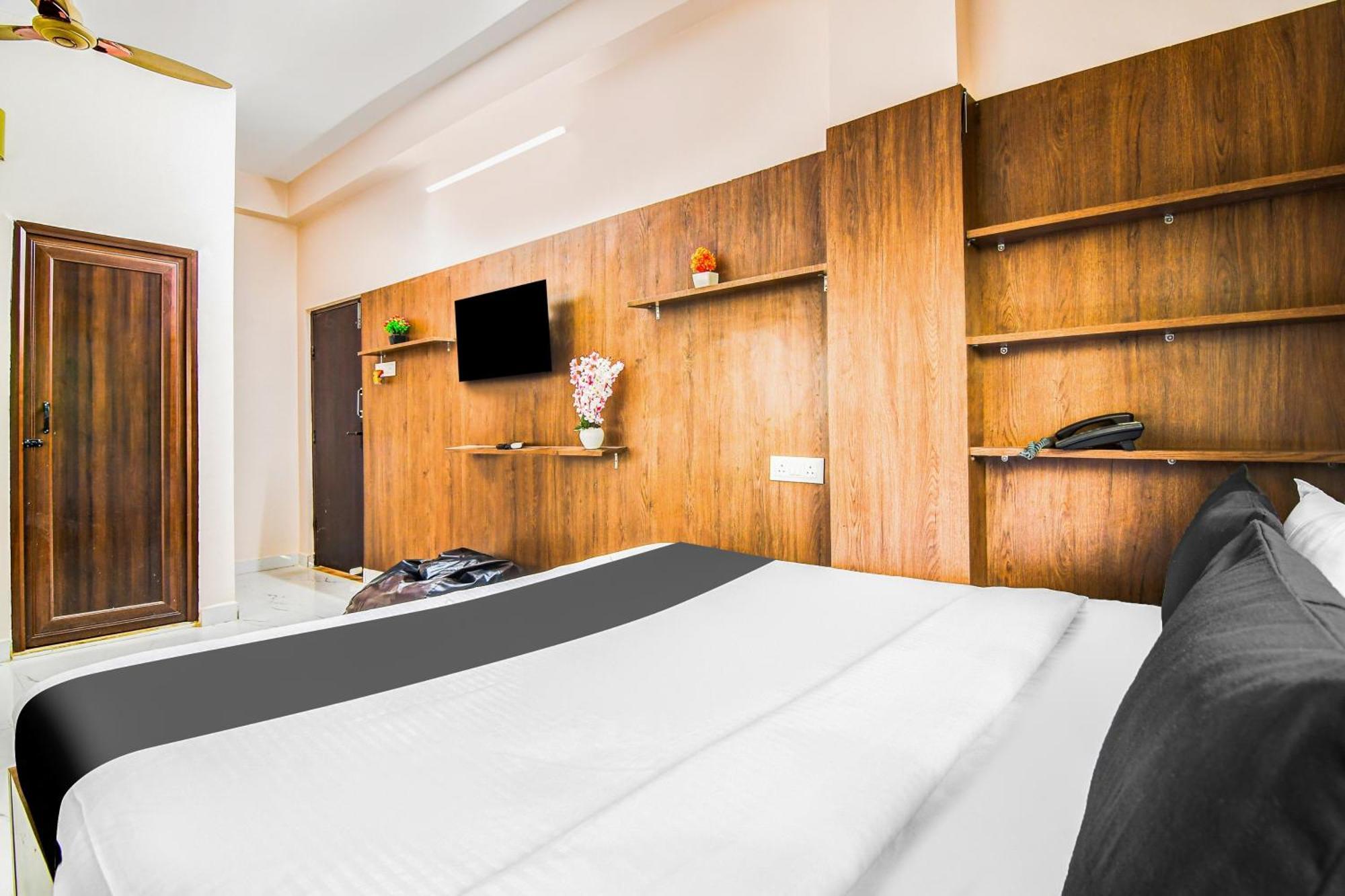 Super Hotel O Jessore Road Kolkata Formerly Skyline Serenity Nagarbazar Exterior photo